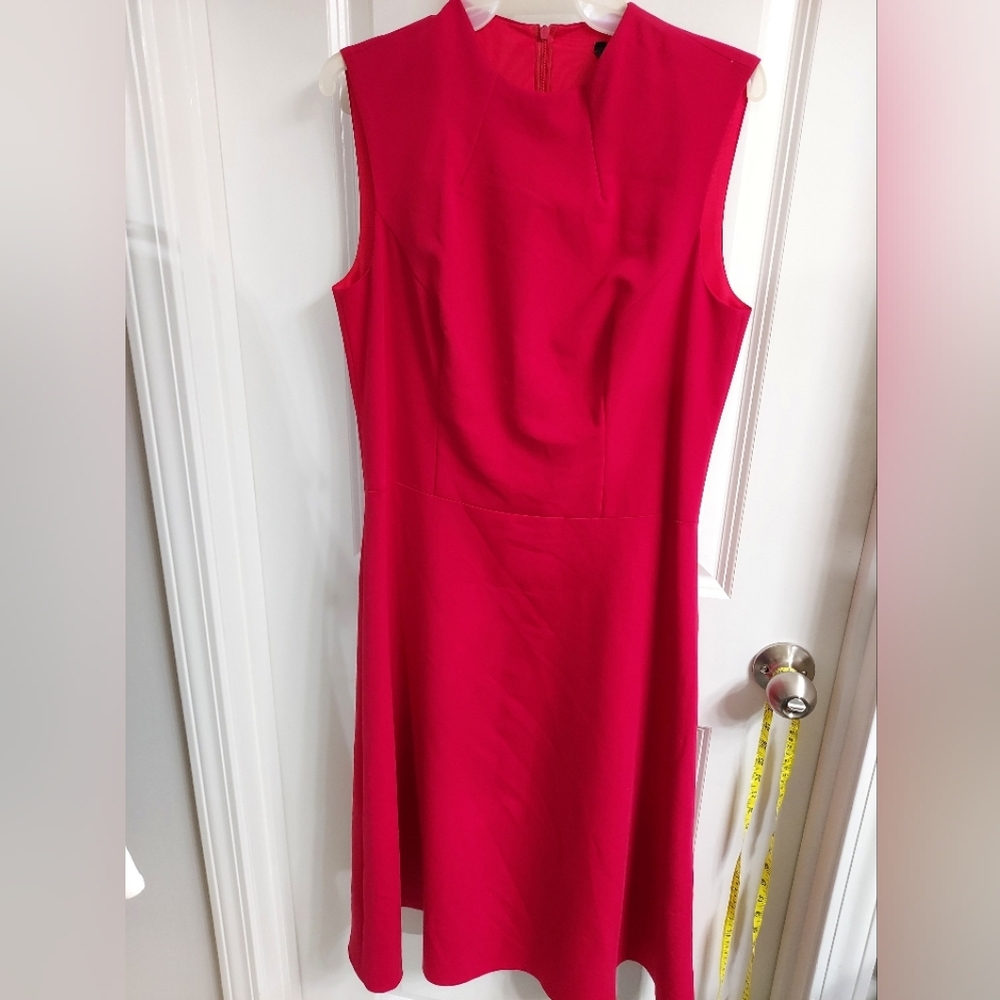 NWOT women's Nife Red Mock Neck Knee-Length Sheath Dress,L